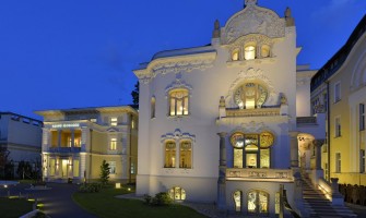 Bemutatkozás Budapesten a Resoart Villában